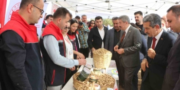 sirnakta-25-bin-ton-yer-fistigi-rekoltesi-bekleniyor-s7jUcW8b.jpg