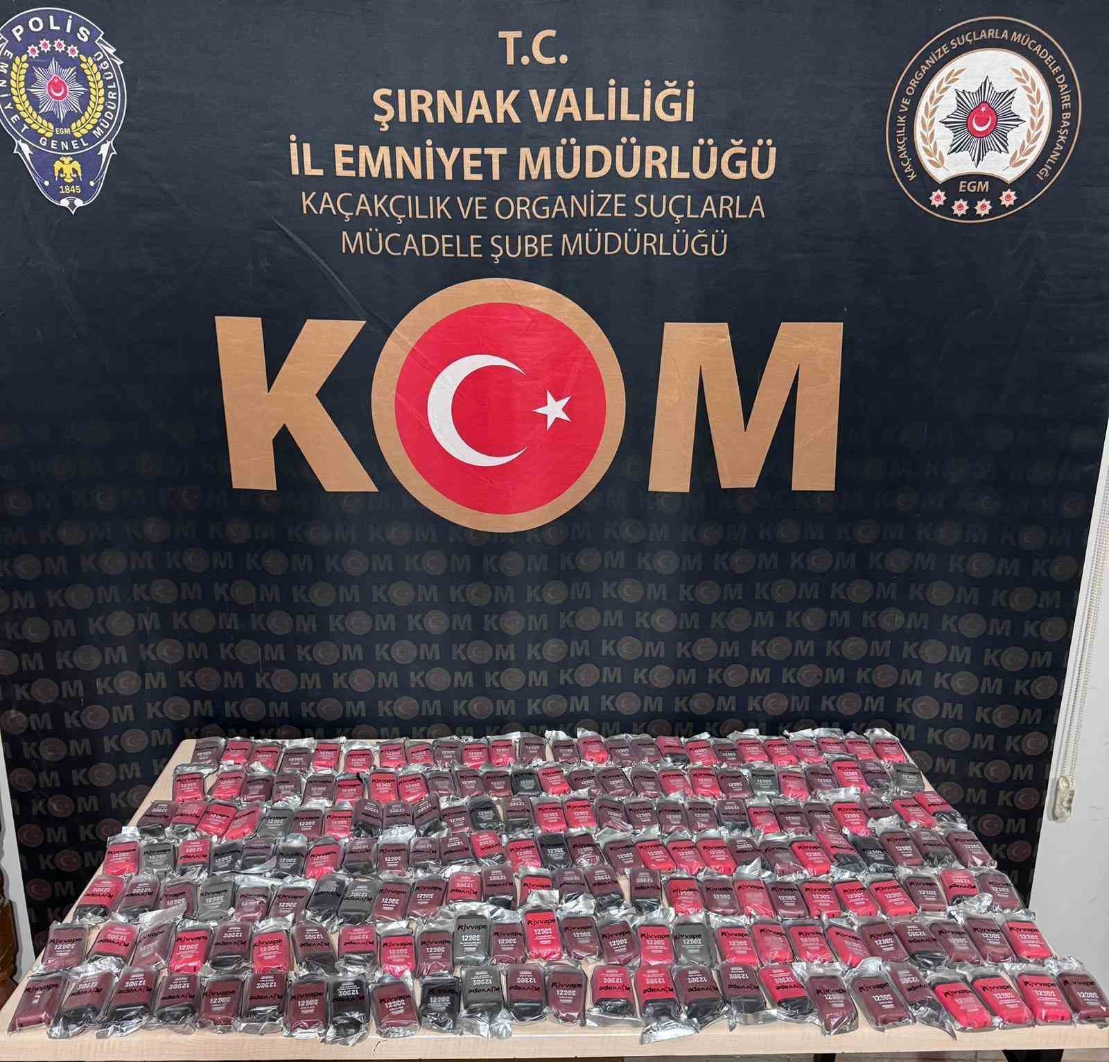sirnakta 5 milyon liralik kacak malzeme ele gecirildi 1 de41AqUH