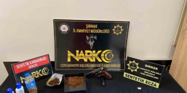sirnakta-7-milyon-450-bin-liralik-kacak-urun-ele-gecirildi-ikeSe8Tl.jpg