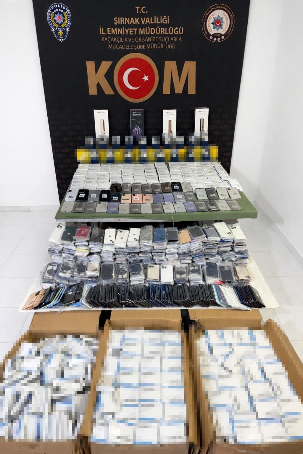 sirnakta 7 milyon 600 bin liralik gumruk kacagi malzeme ele gecirildi 6 q4bb9ZG7