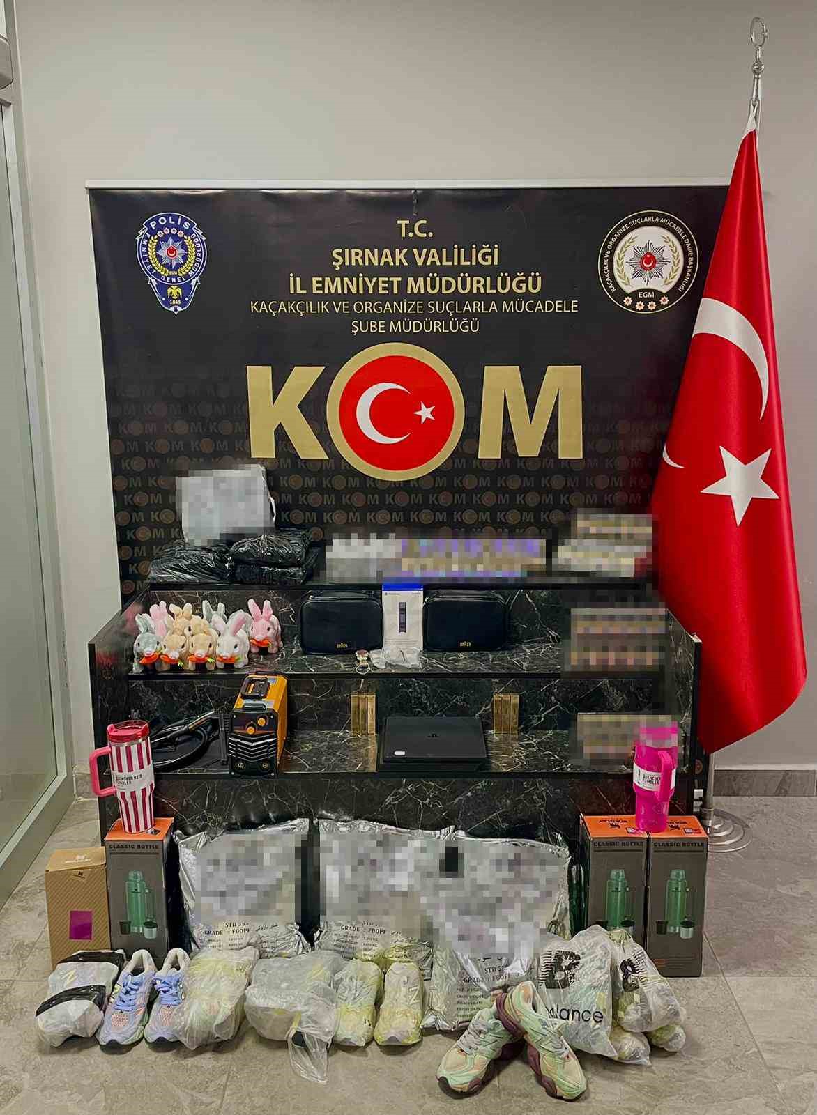 sirnakta 7 milyon 600 bin liralik gumruk kacagi malzeme ele gecirildi 8 KBzftIT8