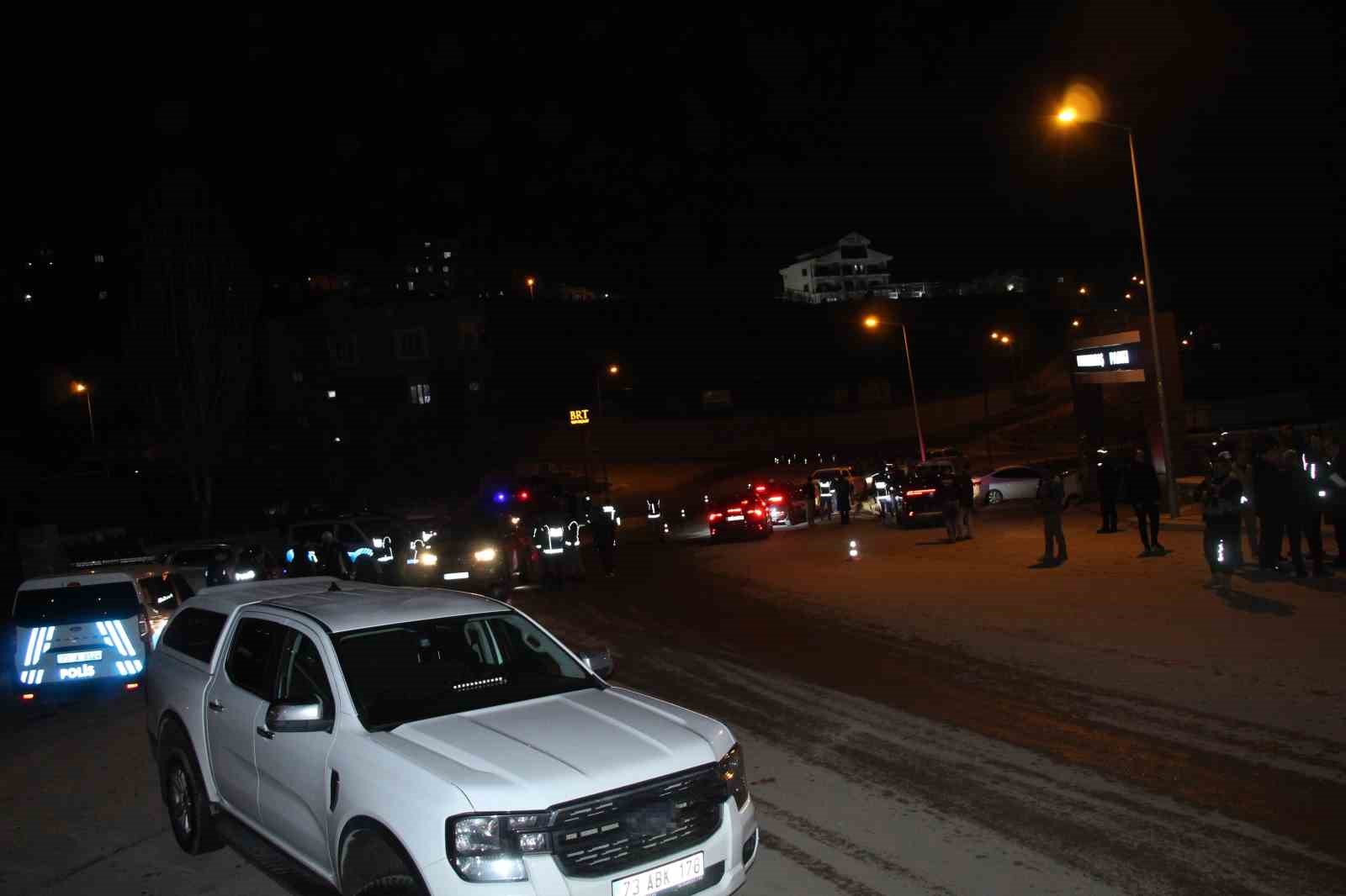 sirnakta 700 polisin katilimi ile narko alan uygulamasi 7 a1RmK5On