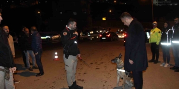 sirnakta-700-polisin-katilimi-ile-narko-alan-uygulamasi-rAFpxElZ.jpg