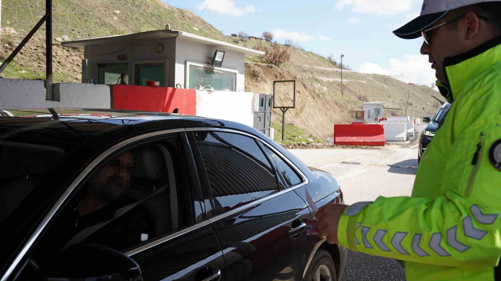 sirnakta agir trafik bilancosu 3 ayda 4 can kaybi 338 yarali 4 kwp9dIJr