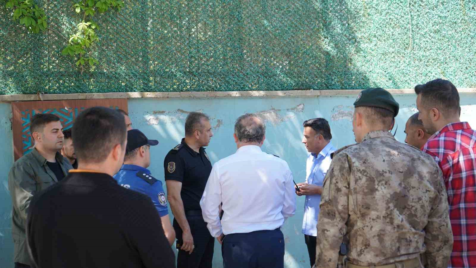 Şırnak’ta arazi kavgasında kan aktı: 2 yaralı, 5 gözaltı 4 sirnakta arazi kavgasinda kan akti 2 yarali 5 gozalti 0 9g1kujrl