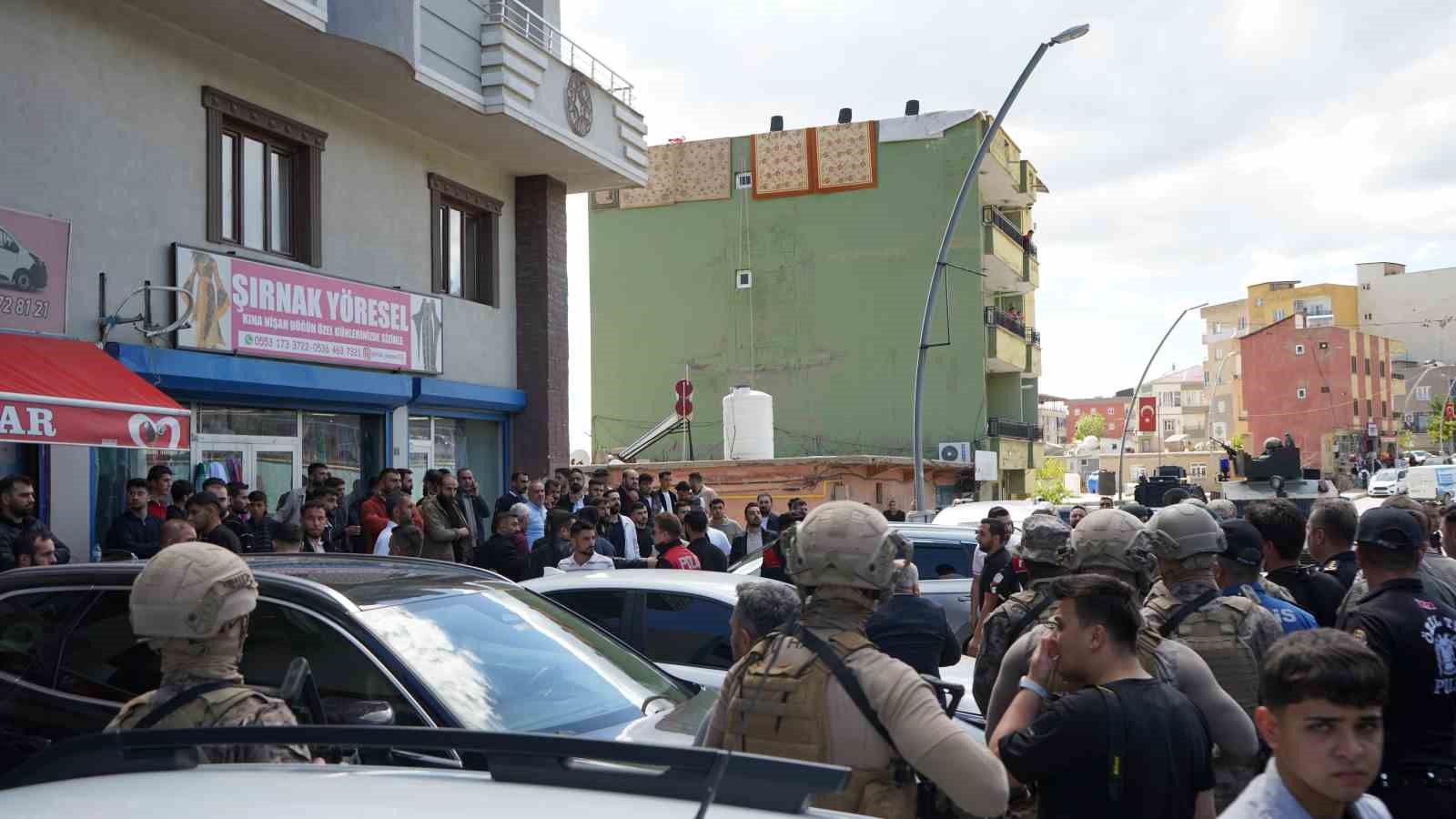 Şırnak’ta arazi kavgasında kan aktı: 2 yaralı, 5 gözaltı 8 sirnakta arazi kavgasinda kan akti 2 yarali 5 gozalti 4 iwTAM7lm