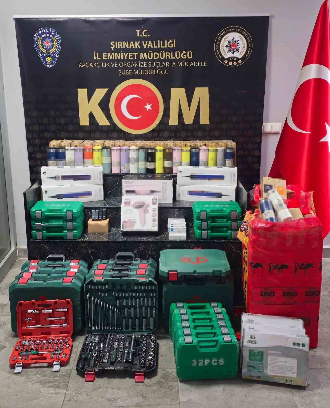 sirnakta asayis narkotik ve kacakcilik operasyonu 1 tutuklama 3 wXe9UNNw
