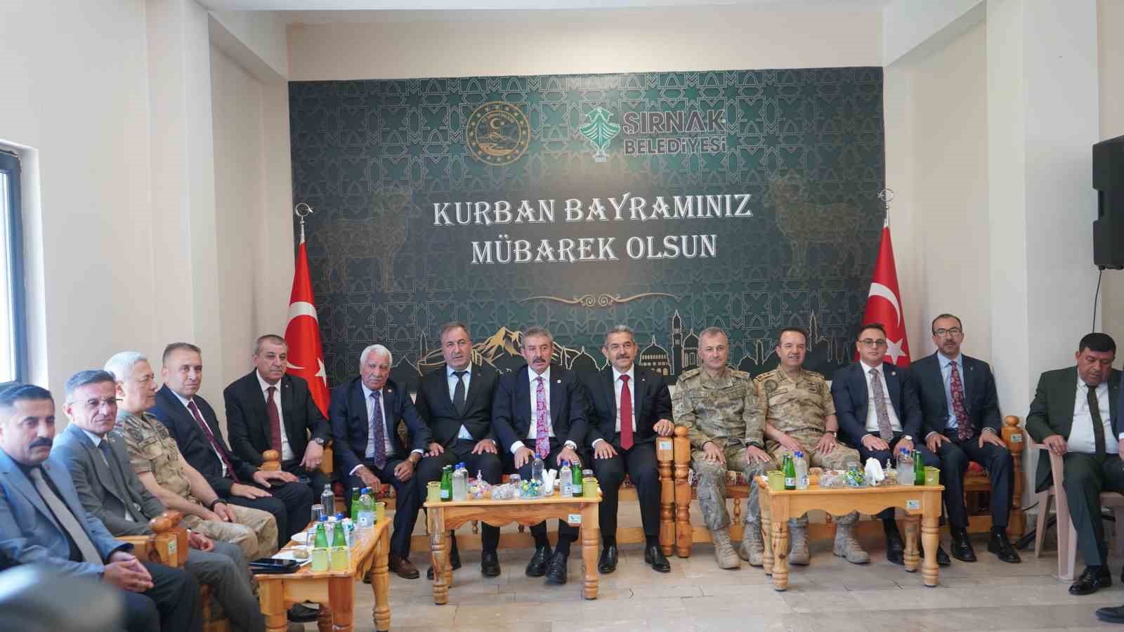 sirnakta bayramlasmada birlik mesaji bereketli hilalin parlayan yildiziyiz 5 WZEvn2z2