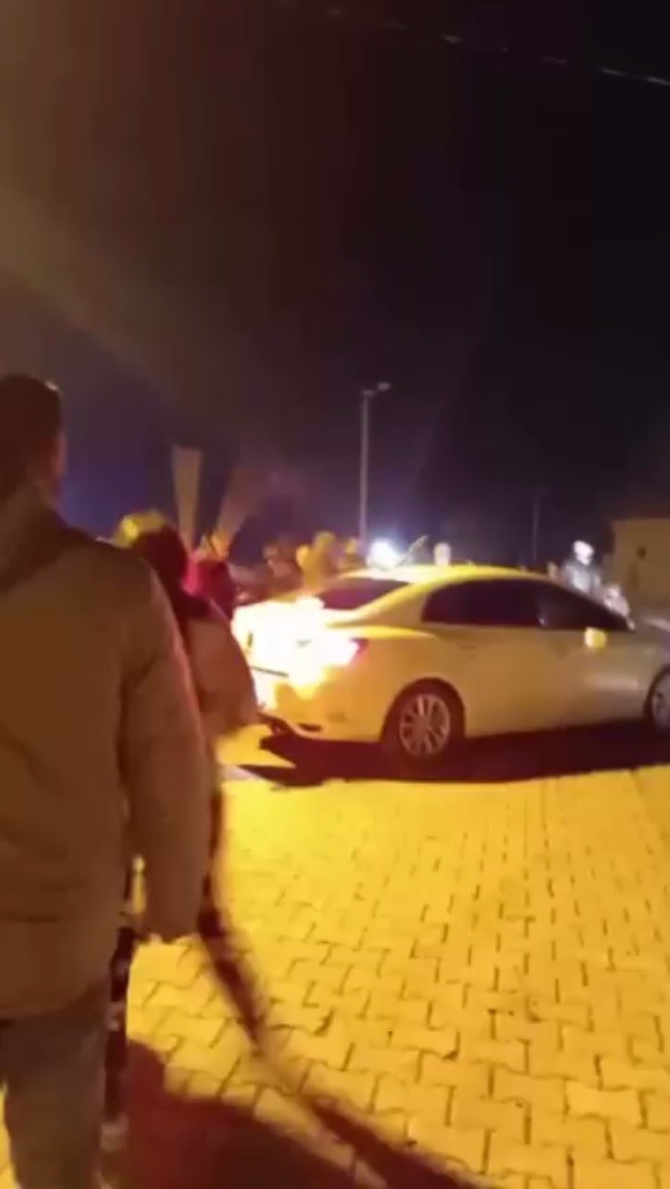 sirnakta bicakli saldiri 1 agir yarali 0 lBytpzdq