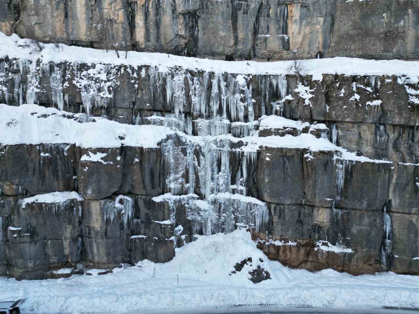 sirnakta buz sarkitlari dronla goruntulendi 1 UVuZ21Er