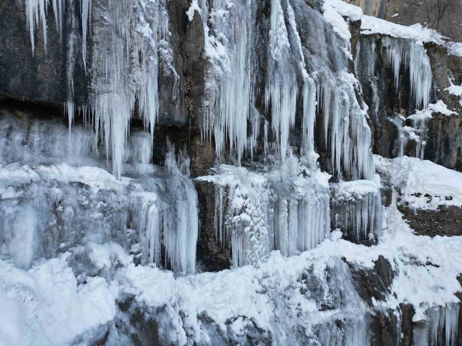 sirnakta buz sarkitlari dronla goruntulendi 5 BPYOPPQv