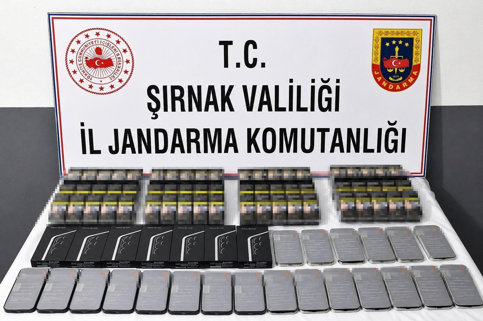 Şırnak’ta dev kaçakçılık operasyonu: 77 milyon liralık kaçak ürün ele geçirildi 5 sirnakta dev kacakcilik operasyonu 77 milyon liralik kacak urun ele gecirildi 1 D3G5a2NN