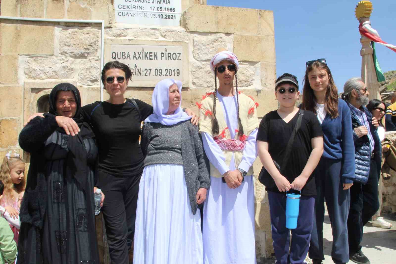sirnakta ezidiler carsema sor bayramini festival havasinda kutladi 5 UXXFIZC9