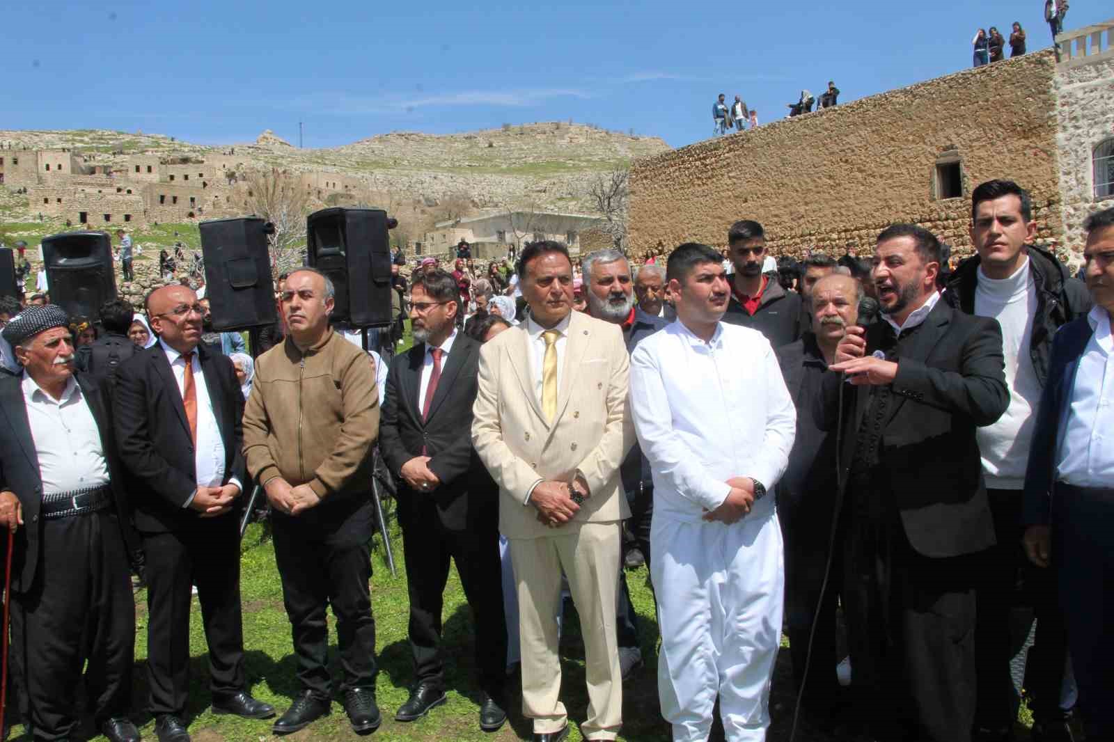 sirnakta ezidiler carsema sor bayramini festival havasinda kutladi 8 LNDUzMWv
