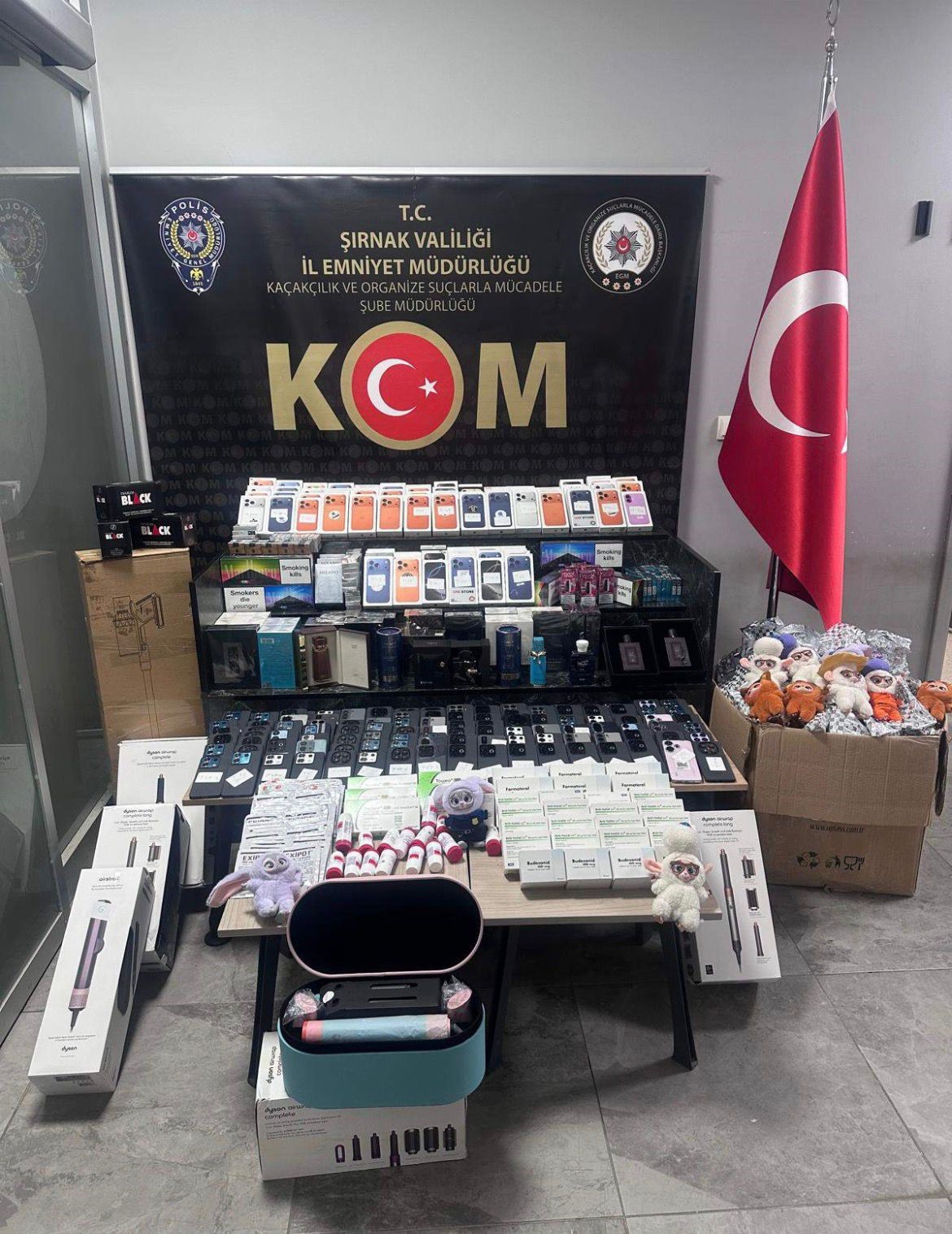 sirnakta jandarma 10 milyon liralik kacak malzeme ele gecirdi 6 tMPnO9jA