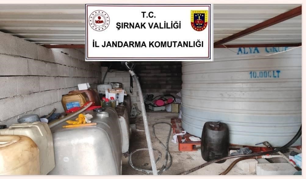 sirnakta jandarma ekipleri cephanelik ele gecirdi 20 tutuklama 2