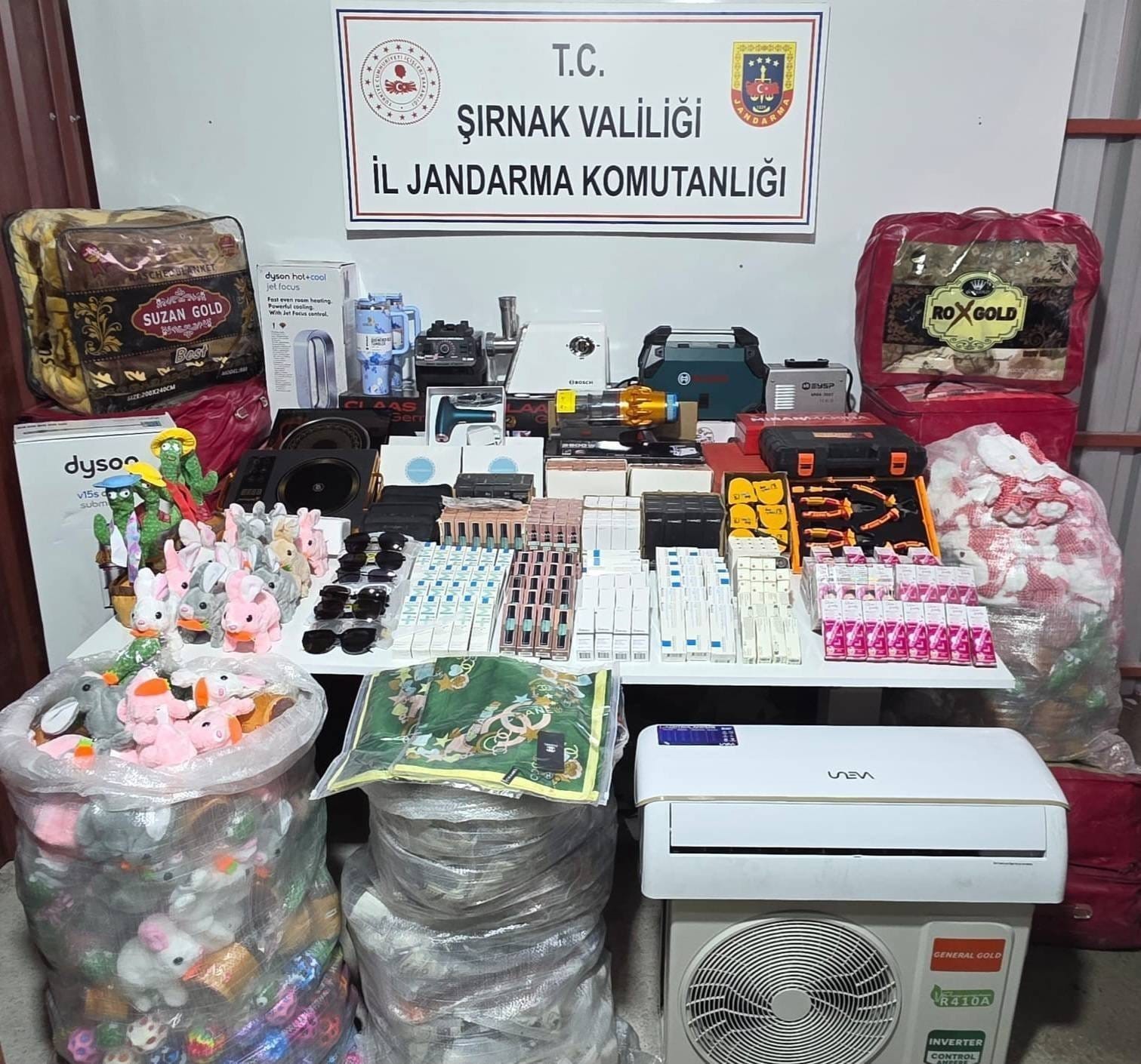 sirnakta jandarma ekiplerinden kacakciliga darbe 2 Uj3QiUqW
