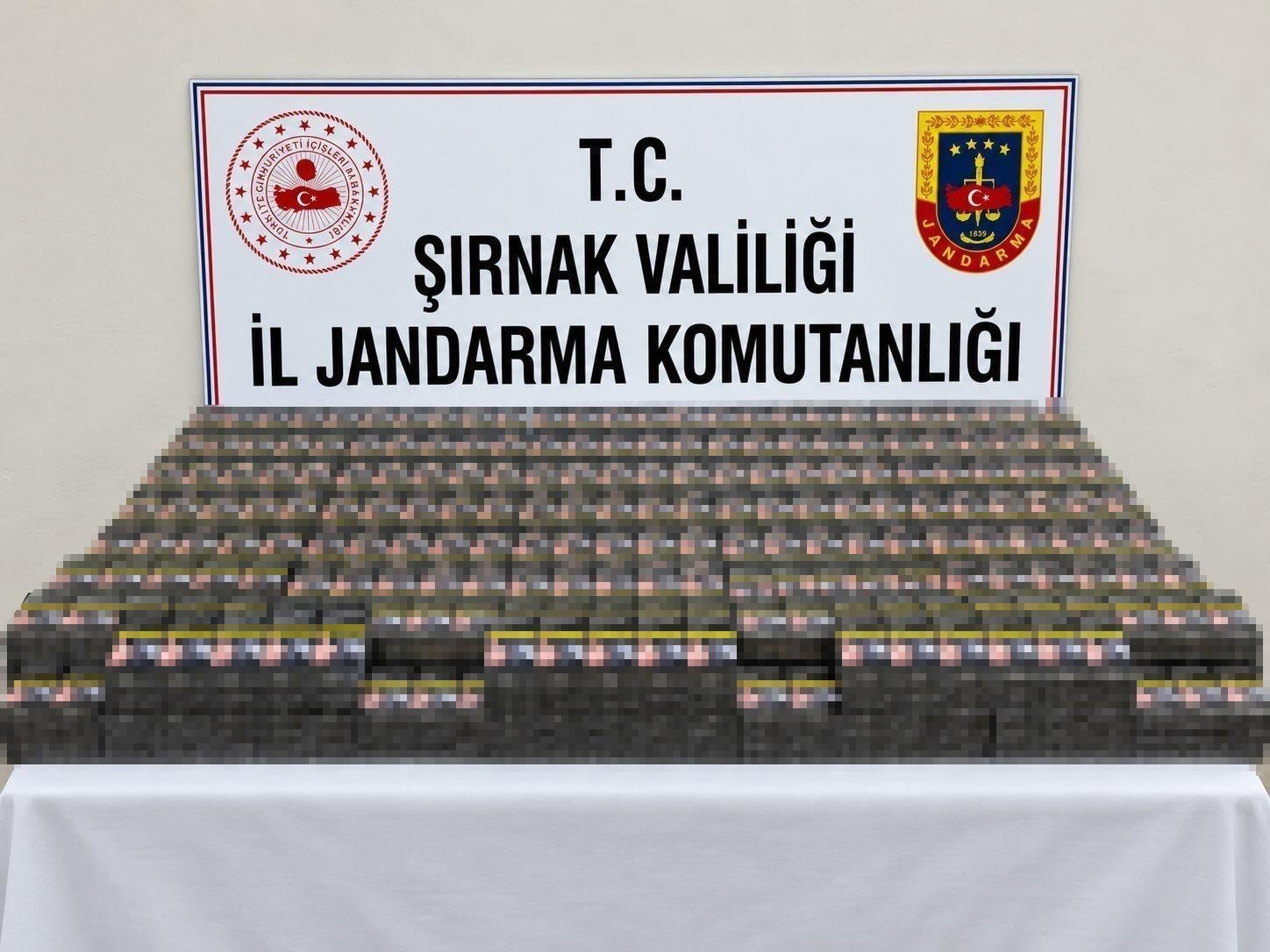 Şırnak’ta jandarmadan kaçakçılığa büyük darbe: 8 milyon liralık kaçak ürün ele geçirildi 4 sirnakta jandarmadan kacakciliga buyuk darbe 8 milyon liralik kacak urun ele gecirildi 0 qrwa7NrX