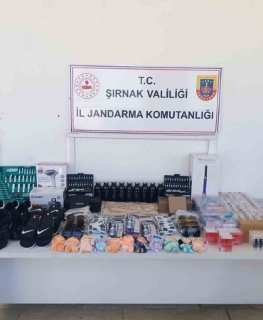 sirnakta-jandarmadan-kacakciliga-buyuk-darbe-8-milyon-liralik-kacak-urun-ele-gecirildi-OLQJPPGV.jpg