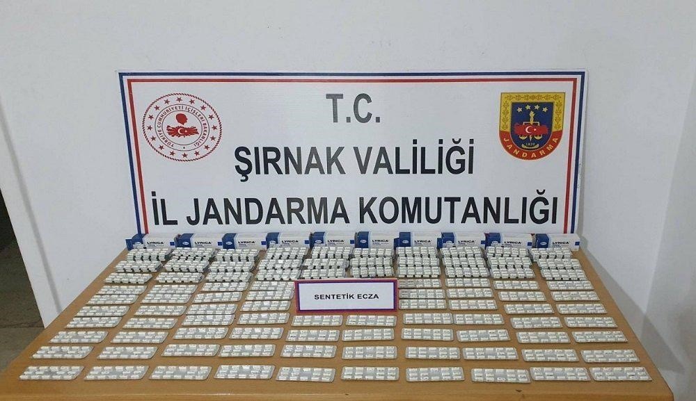 sirnakta jandarmadan kacakcilik operasyonu 4 tutuklama 1 IIPX3iUf