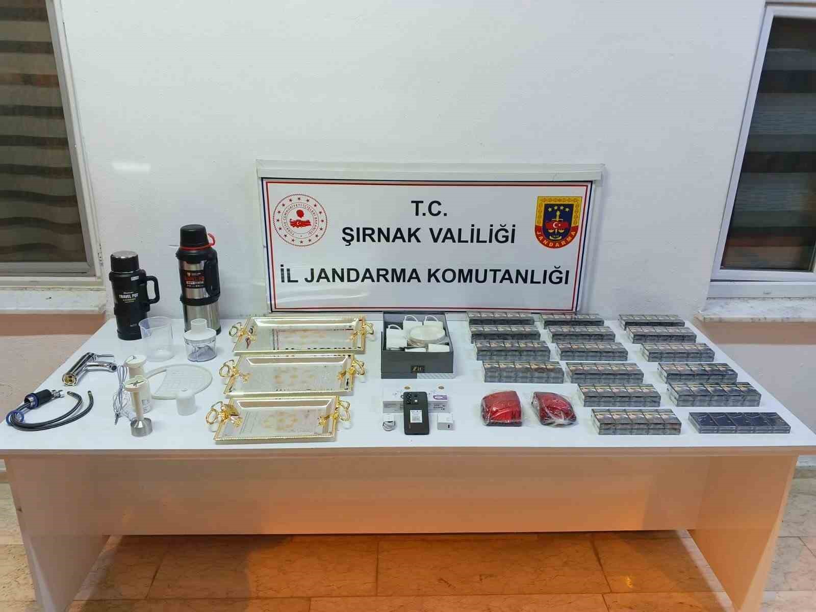 sirnakta kacakciliga jandarma darbesi 146 supheliye islem 0 RFt5ZY6A