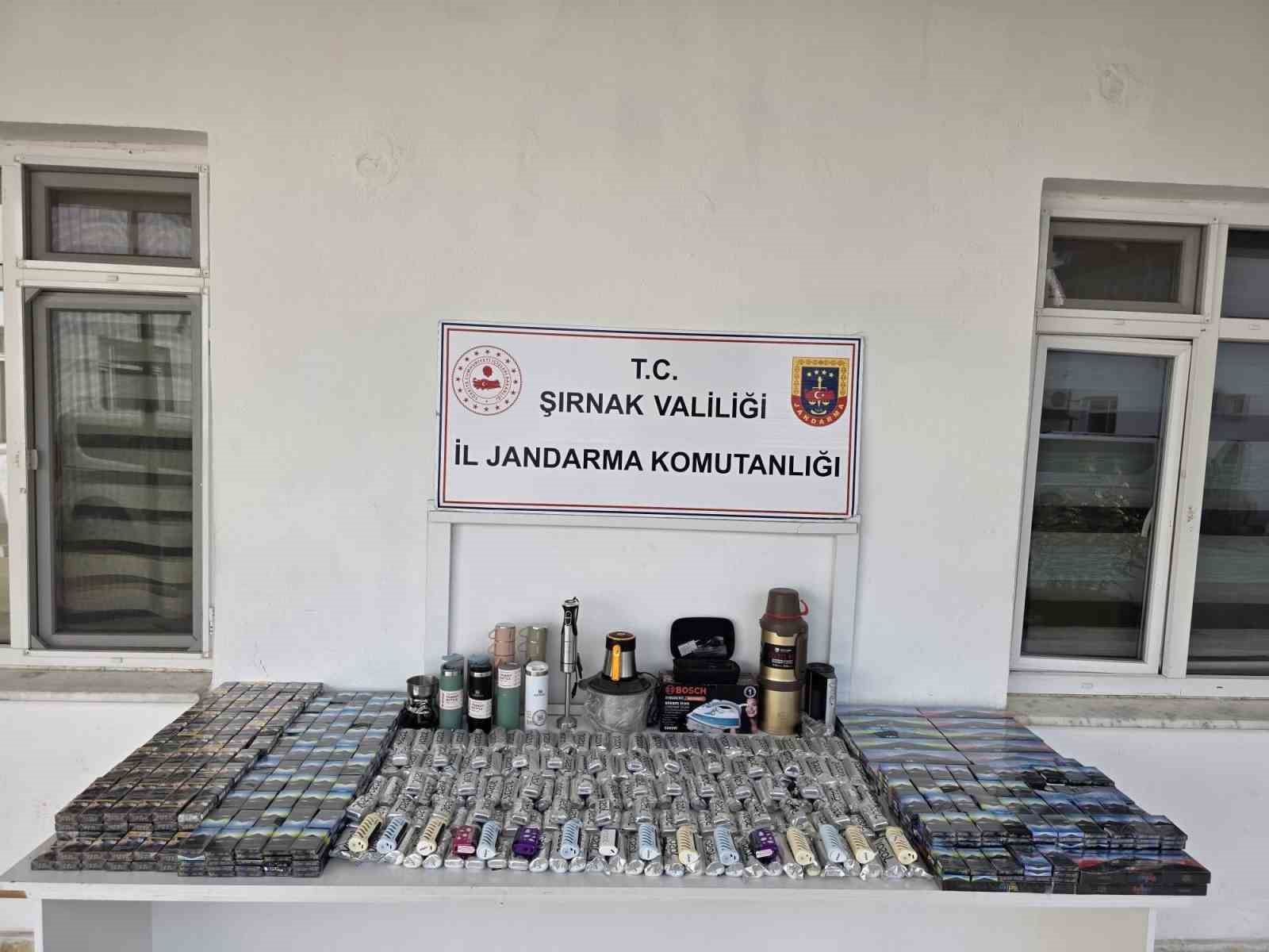 sirnakta kacakciliga jandarma darbesi 146 supheliye islem 1 yQA6dmGi