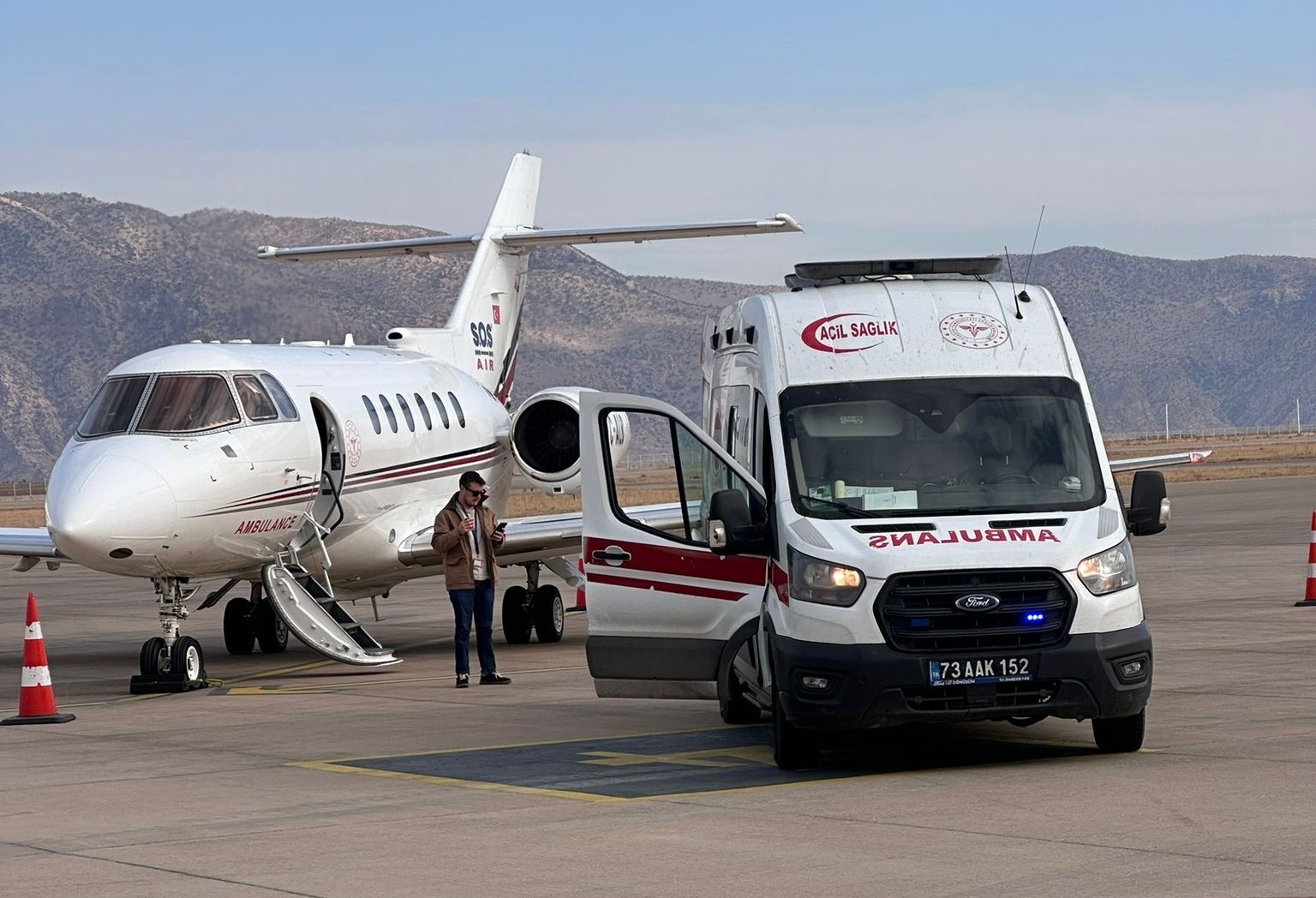 sirnakta kalp rahatsizligi olan bebek ambulans ucakla ankaraya sevk edildi 1 USwC3sWB