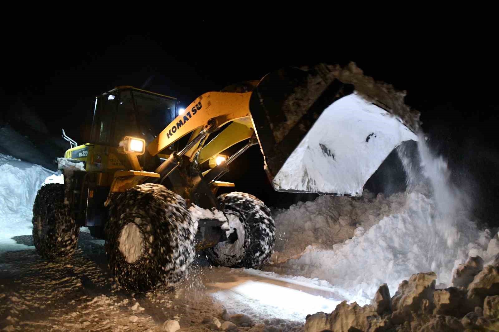 sirnakta kar esareti acilan yollar tekrar kapaniyor 1 mLiXGPi9