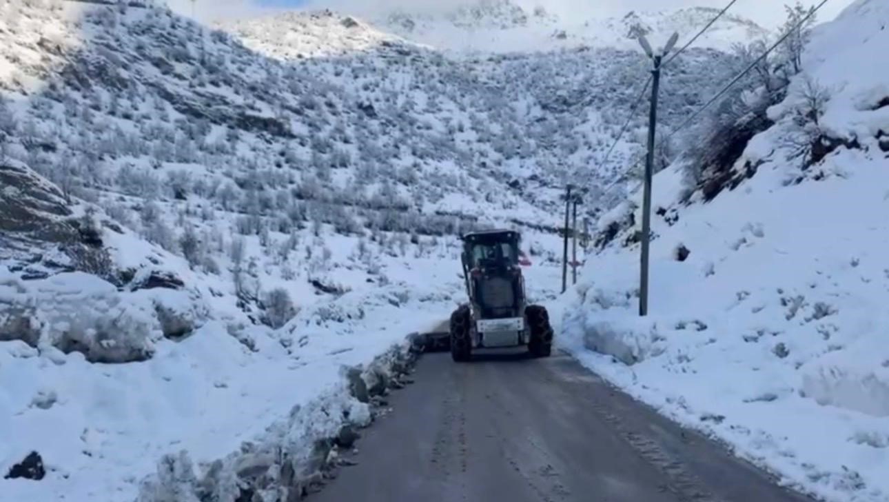 sirnakta karla mucadele calismalari devam ediyor 2 6TYsp8nM