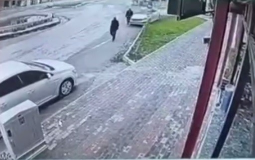 Şırnak’ta otomobil yayalara çarptı: 2 yaralı 6 sirnakta otomobil yayalara carpti 2 yarali 2 Sb9AsT9N