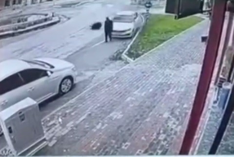 Şırnak’ta otomobil yayalara çarptı: 2 yaralı 7 sirnakta otomobil yayalara carpti 2 yarali 3 NOXyUZfK