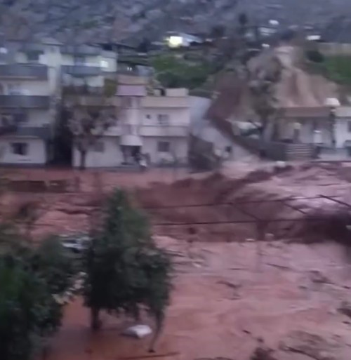 Şırnak’ta sağanak sele neden oldu, evleri su bastı 6 sirnakta saganak sele neden oldu evleri su basti 2 Cg4nEZ1k
