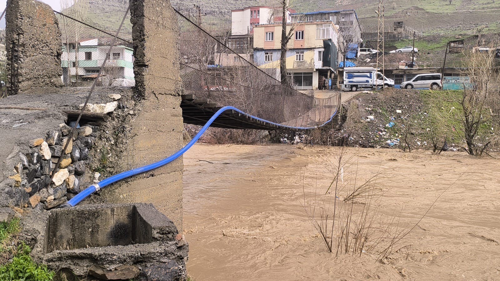 sirnakta siddetli yagis sonrasi habur cayi costu 0 OpQ1ZHvI