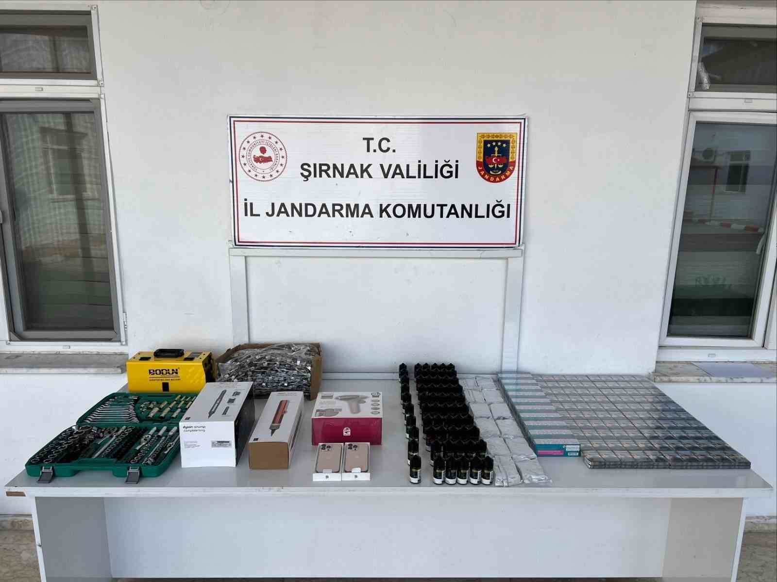 sirnakta son bir haftada jandarma operasyonlarinda 15 tutuklama 1 QlDbEffu