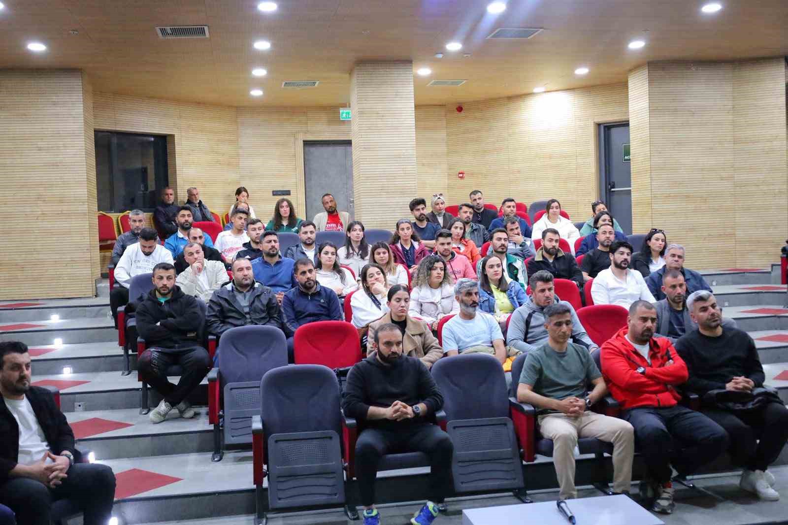 sirnakta sporun mimarlari bir araya geldi 3 GMncahkW