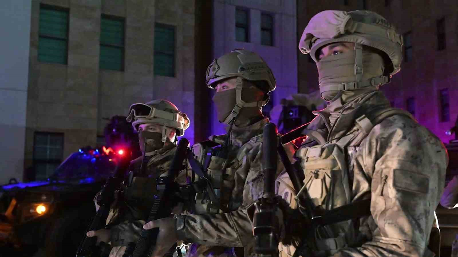 Şırnak’ta zehir tacirlerine nefes kesen şafak operasyonu 5 sirnakta zehir tacirlerine nefes kesen safak operasyonu 1 mZvpNRl5