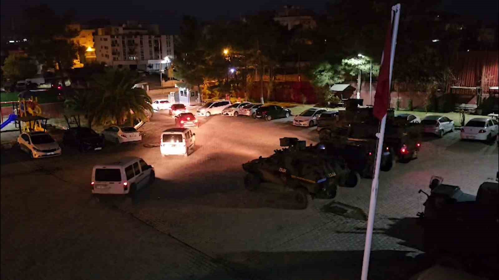 Şırnak’ta zehir tacirlerine nefes kesen şafak operasyonu 11 sirnakta zehir tacirlerine nefes kesen safak operasyonu 7 ZNTt4lV1