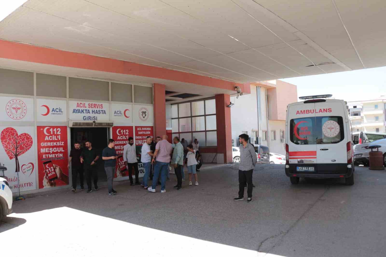 sirnakta zincirleme trafik kazasi 4 yarali 8 qfVP5X7r