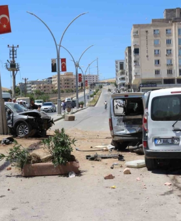 sirnakta-zincirleme-trafik-kazasi-4-yarali-canxBbTP.jpg