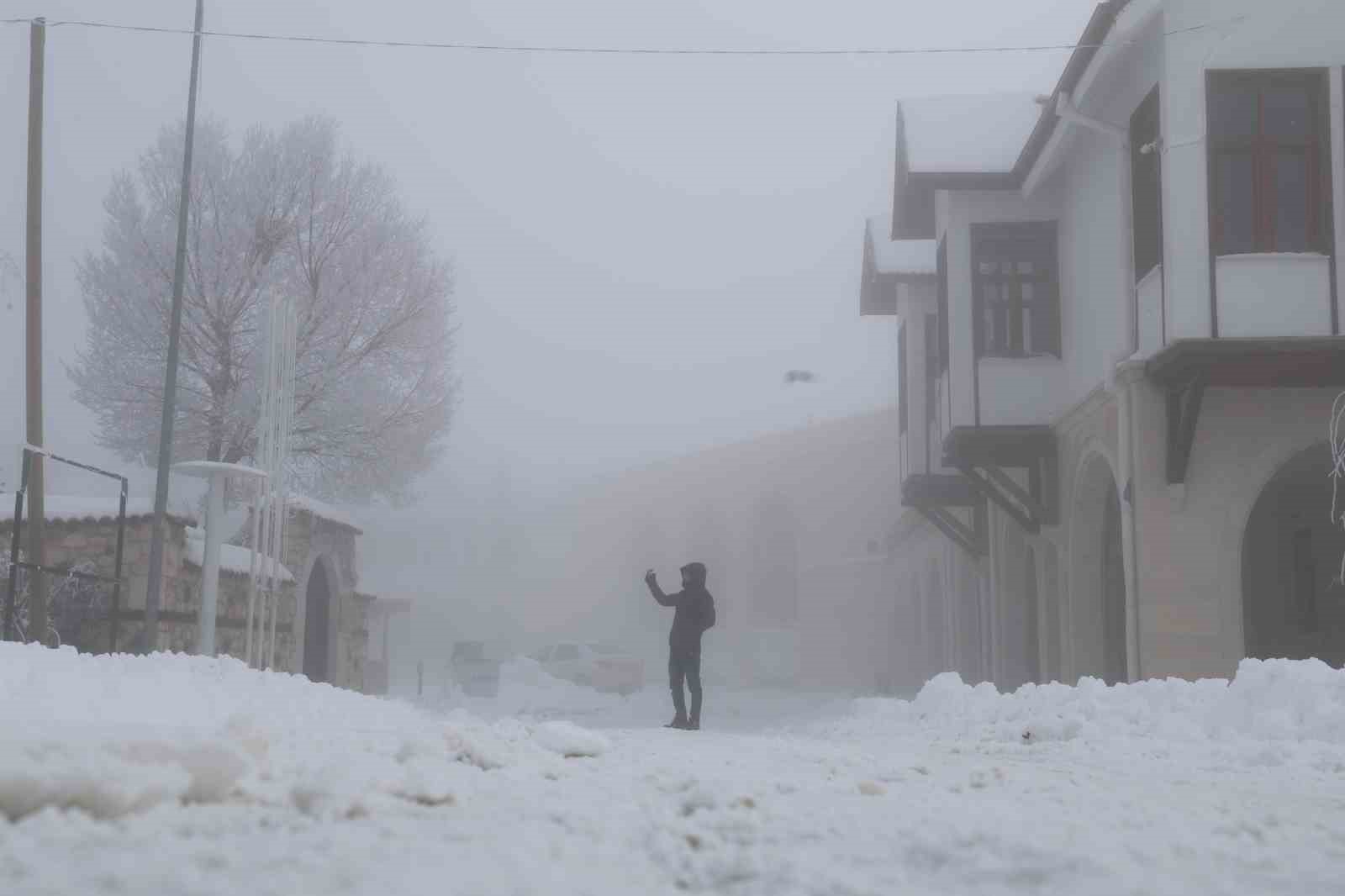sis ve kar altindaki harput en sessiz gunlerini yasiyor 7 b3lT4MaB