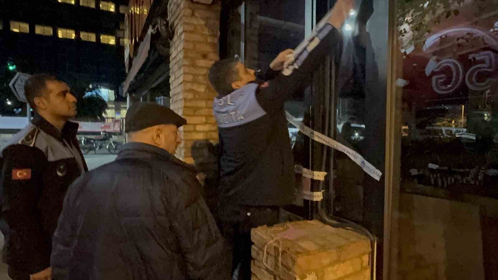 sislide 25 kisinin zehirlenme suphesiyle hastanelik olmasinin ardindan restoran muhurlendi 1 U9eWzILG