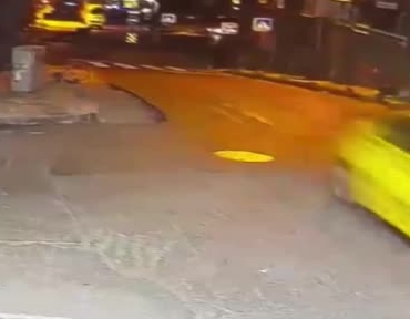 sislide-bir-is-yerine-ates-acan-saldirgan-dur-ihtarina-uymayinca-bekci-tarafindan-ayagindan-vuruldu-FuxQYGQ6.jpg