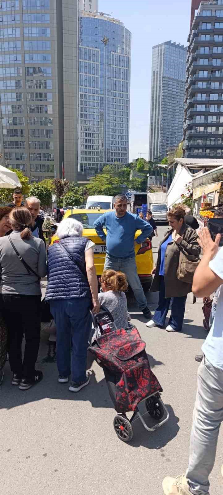 sislide geri geri giden taksi yasli kadini altina aldi 1 tVqEaA3p