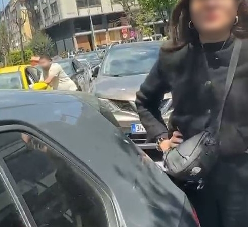 sislide-park-yeri-kavgasi-trafigi-felc-etti-7LiABYud.jpg