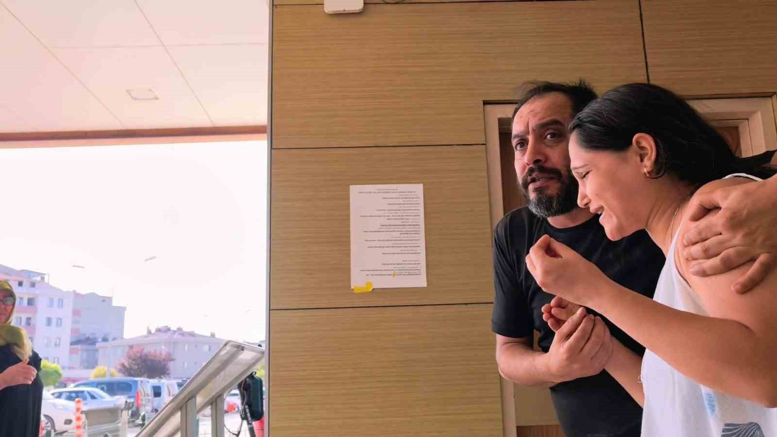 site icerisinde kaybolan 2 yasindaki cocugun havuzda cansiz bedeni bulundu 3