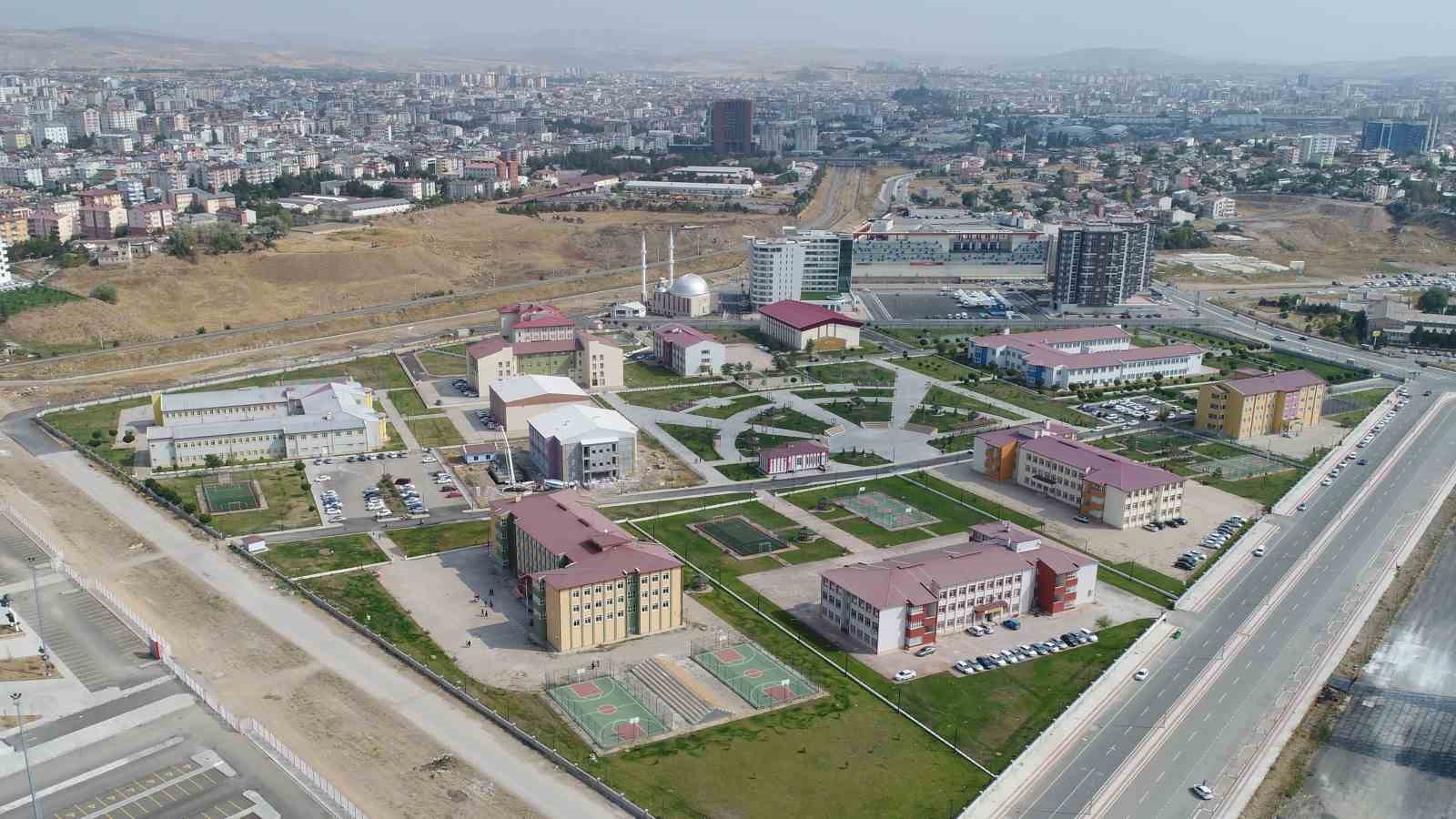 Sivas Belediyesi’nden Türkiye’ye örnek olacak okul uygulaması 10 sivas belediyesinden turkiyeye ornek olacak okul uygulamasi 6 HEBEcY77