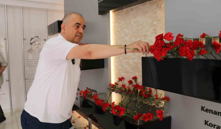 sivas-olaylarinda-hayatini-kaybedenler-anildi-qFPe2C7O.jpg