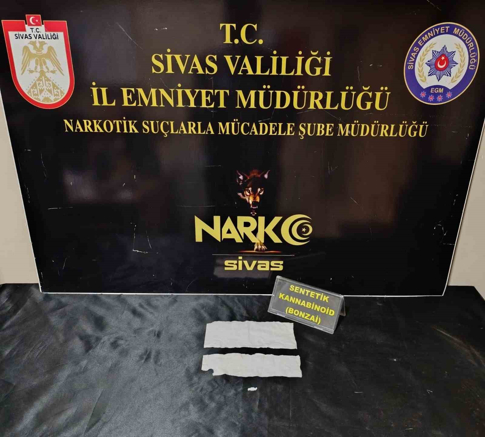 sivas polisi uyusturucu tacirlerine gecit vermedi 0
