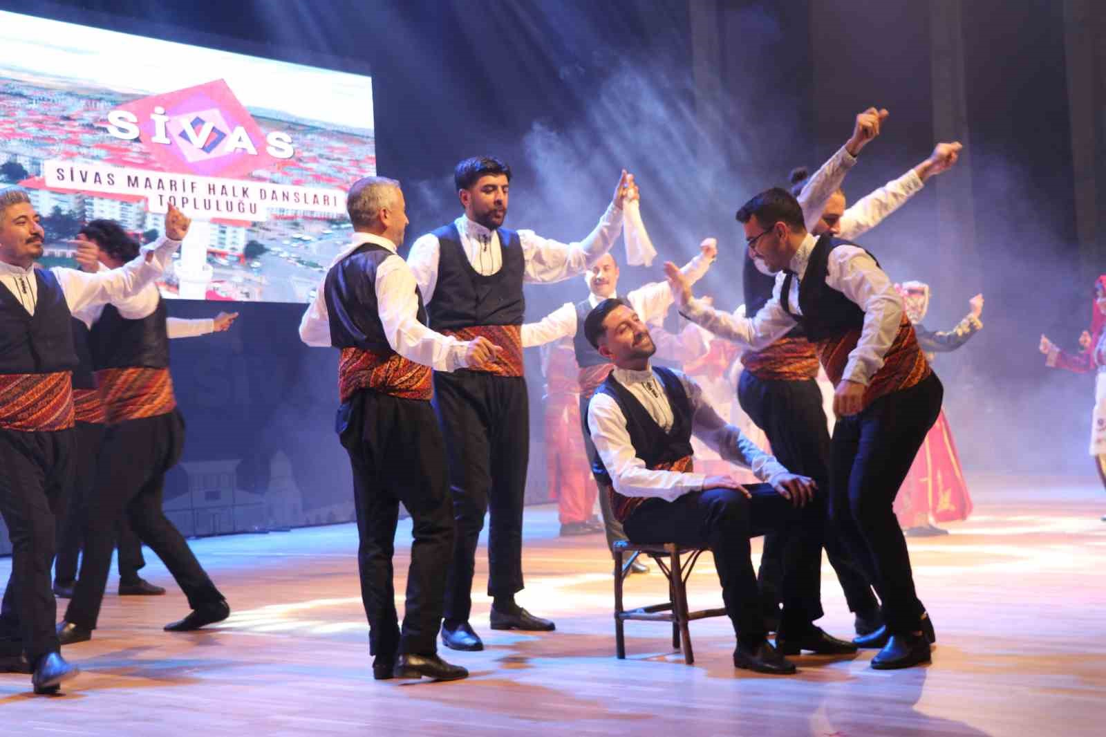 sivas ve mersin isbirliginde folklorlar harmanlandi 6 tRYE4GP7