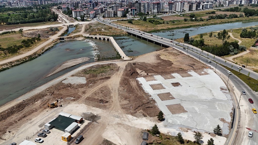 Sivas’ın 40 yıllık rüyası Kızılırmak Projesi’nin ilk etabı başladı 8 sivasin 40 yillik ruyasi kizilirmak projesinin ilk etabi basladi 4 HGzli9UC